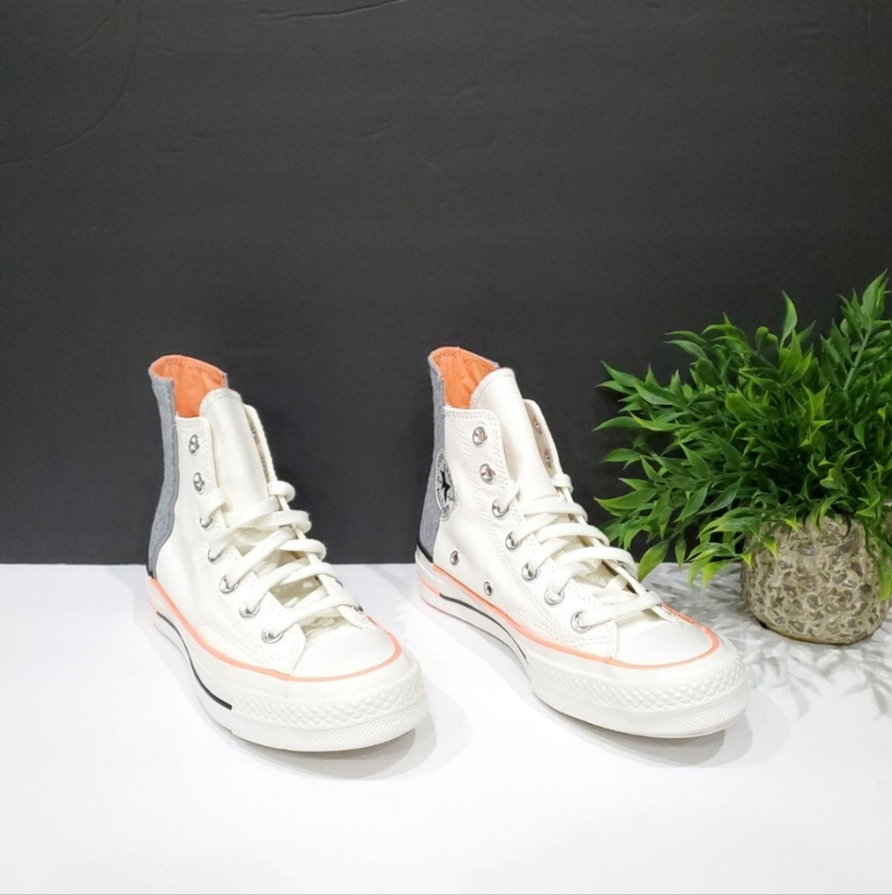 Converse Chuck 70Hi WOMEN'S SZ 5 569434C